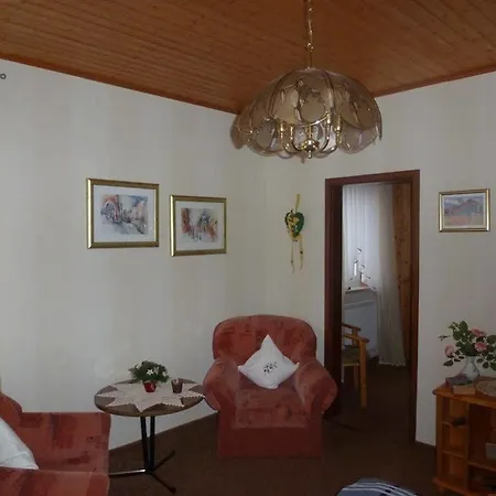 Gasthof Haus Arno Kahn 3*